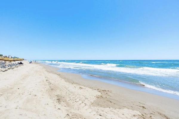 Casa independiente en Urbanización Calle Ciudad de los Periodistas