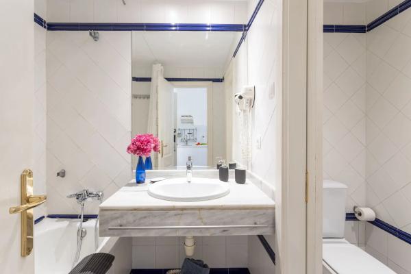 Estudio en avenida Jardines de las Golondrinas, 6