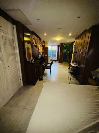 Chalet adosado en avenida Benajarafe, 214