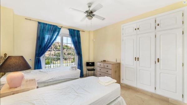 Casa independiente en paseo del Golf