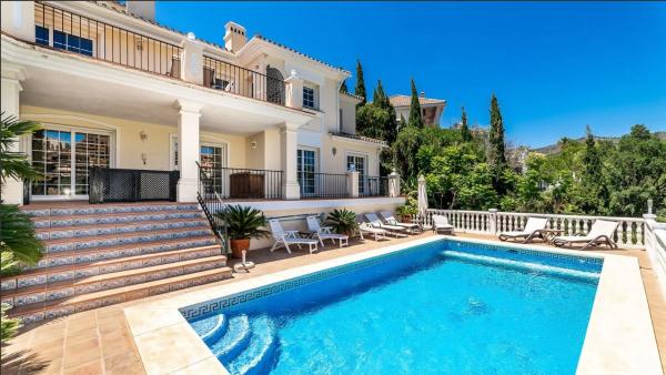 Casa independiente en paseo del Golf