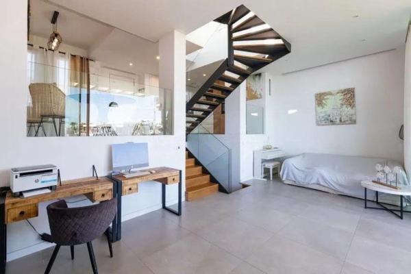 Chalet adosado en avenida de los Acebos