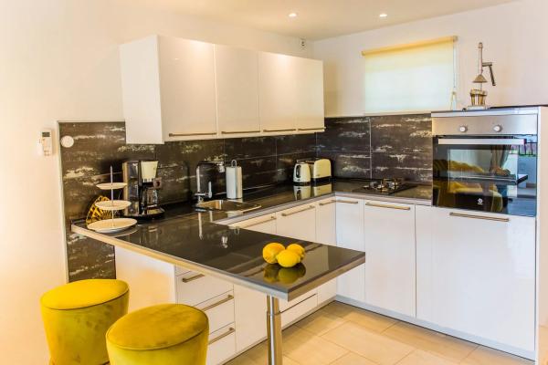 Estudio en Barrio Marbesa