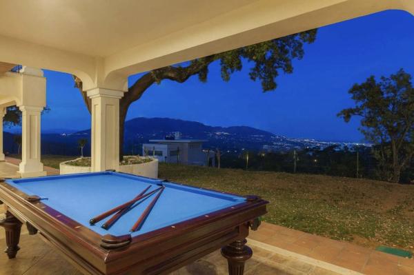 Casa independiente en carretera la Mairena