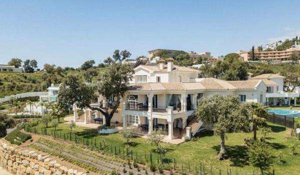 Casa independiente en carretera la Mairena