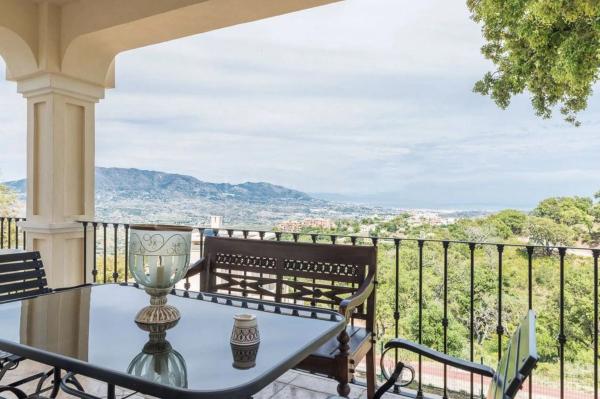 Casa independiente en carretera la Mairena