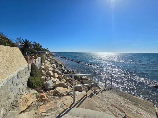 Casa independiente en calle Tenerife s/n