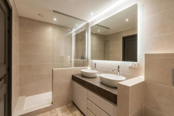 Dúplex en carretera de Cádiz