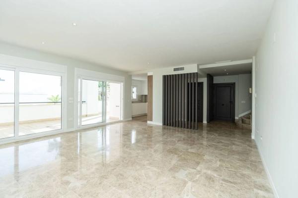 Dúplex en carretera de Cádiz