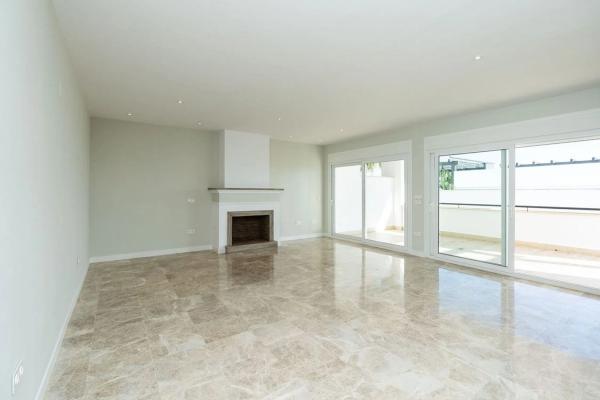 Dúplex en carretera de Cádiz