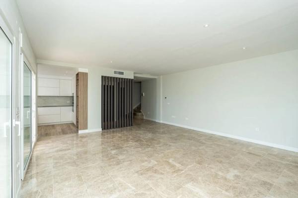 Dúplex en carretera de Cádiz