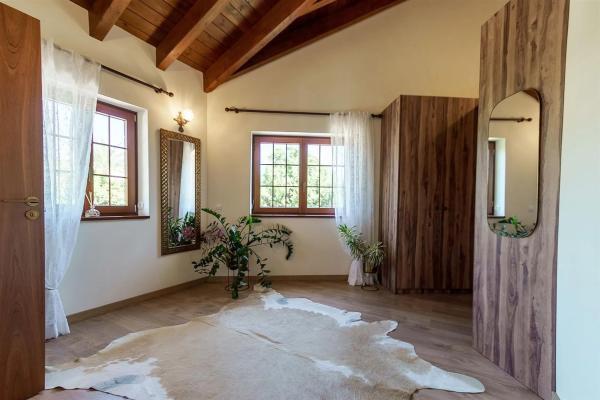 Casa independiente en calle los Claveles, 170