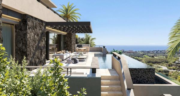 Casa independiente en avenida del Rosario, 481