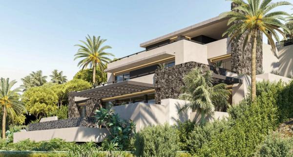 Casa independiente en avenida del Rosario, 481