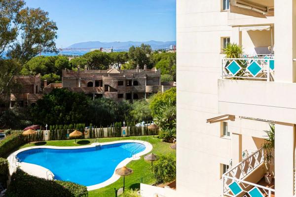 Ático en Av Cervantes-playas Arenal, 2