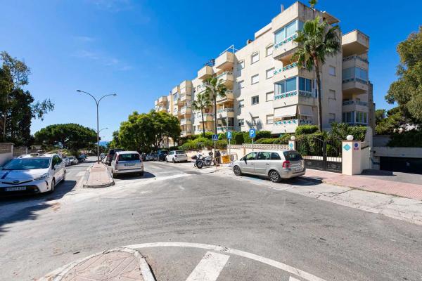 Ático en Av Cervantes-playas Arenal, 2