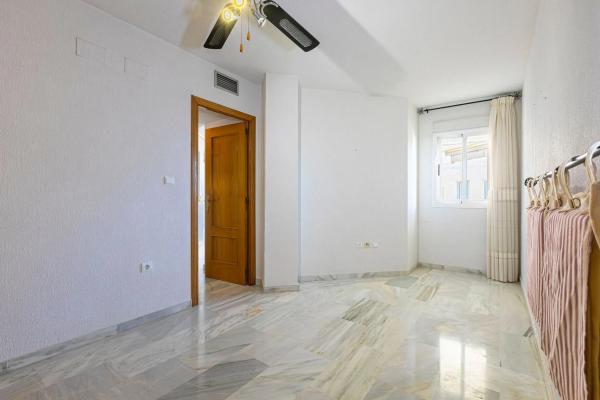 Ático en Av Cervantes-playas Arenal, 2