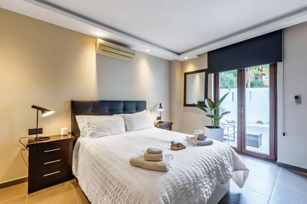 Casa independiente en calle las Granadas, 338 b