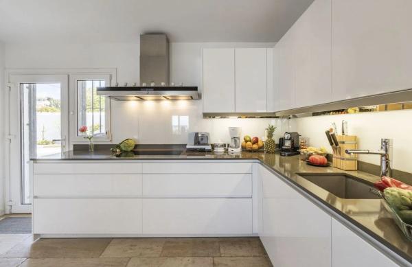 Casa independiente en avenida Vistamar s/n