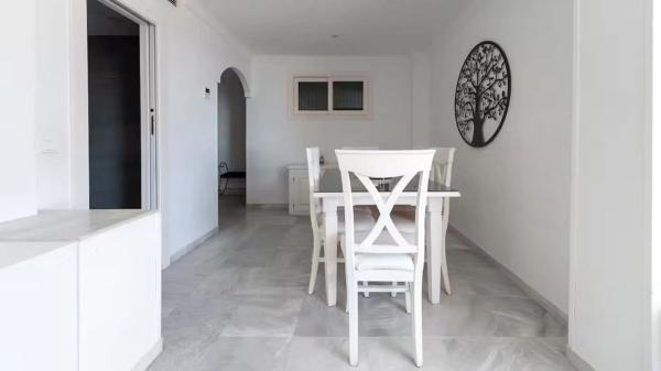 Estudio en Av Severo Ochoa