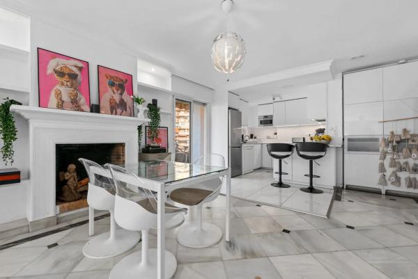 Piso en calle de Ramón Gómez de la Serna, 12 -18