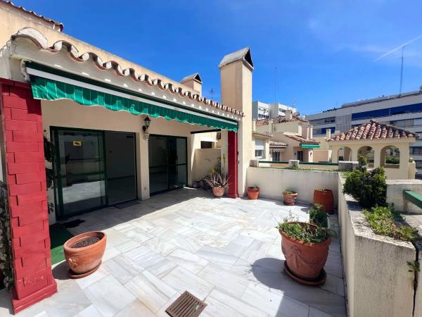 Piso en calle Jacinto Benavente, 17