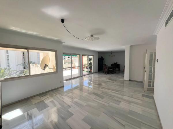 Piso en calle Jacinto Benavente, 17