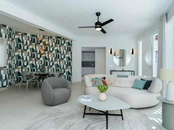 Casa independiente en plaza de los Naranjos