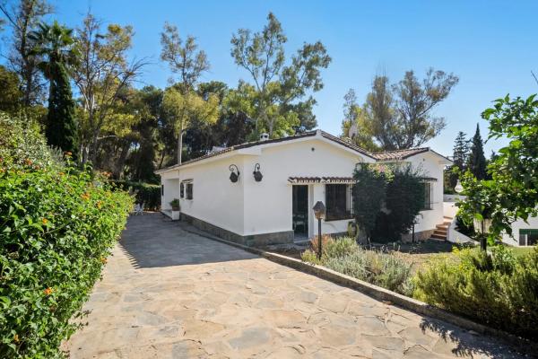 Casa independiente en plaza Vigil de Quiñones, 16