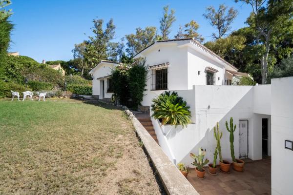 Casa independiente en plaza Vigil de Quiñones, 16