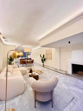 Chalet adosado en calle de Ramón Gómez de la Serna