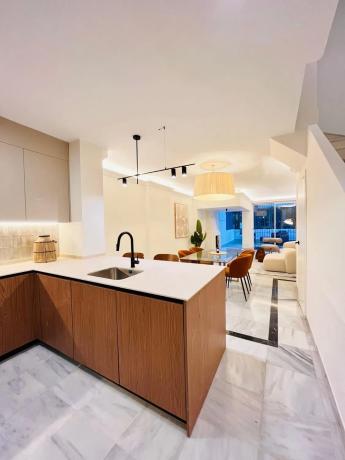 Chalet adosado en calle de Ramón Gómez de la Serna