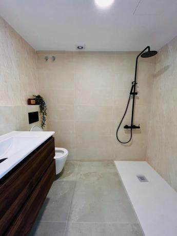 Chalet adosado en calle de Ramón Gómez de la Serna