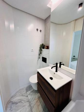 Chalet adosado en calle de Ramón Gómez de la Serna