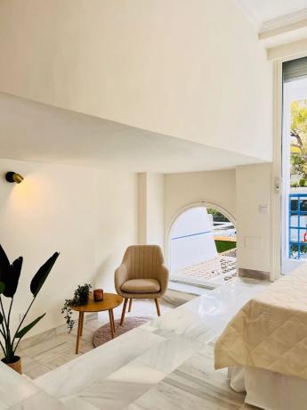 Chalet adosado en calle de Ramón Gómez de la Serna