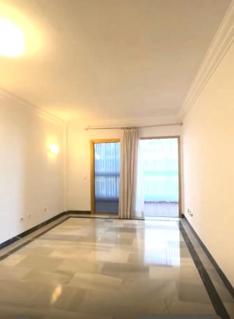 Piso en avenida Ricardo Soriano, 60