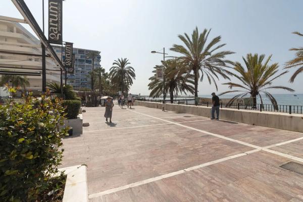 Estudio en calle Camilo José Cela, 8