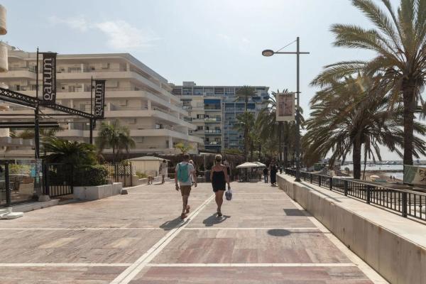 Estudio en calle Camilo José Cela, 8