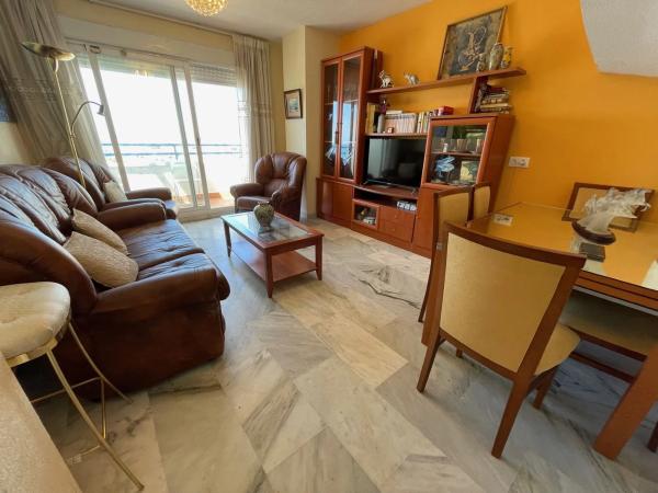 Piso en avenida General López Domínguez