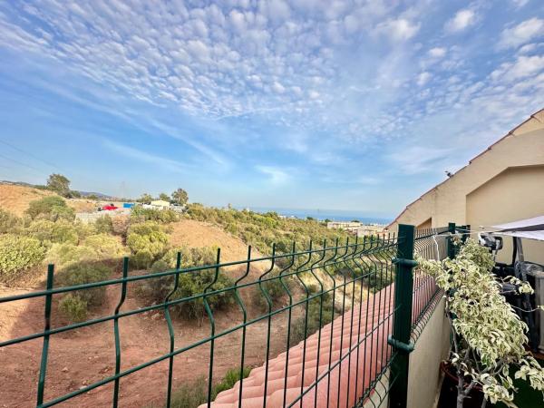 Dúplex en Barrio La Puya - La Ermita