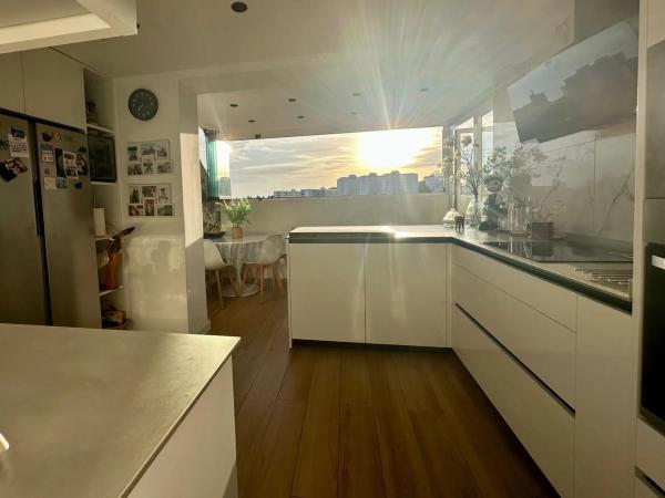 Dúplex en Barrio La Puya - La Ermita