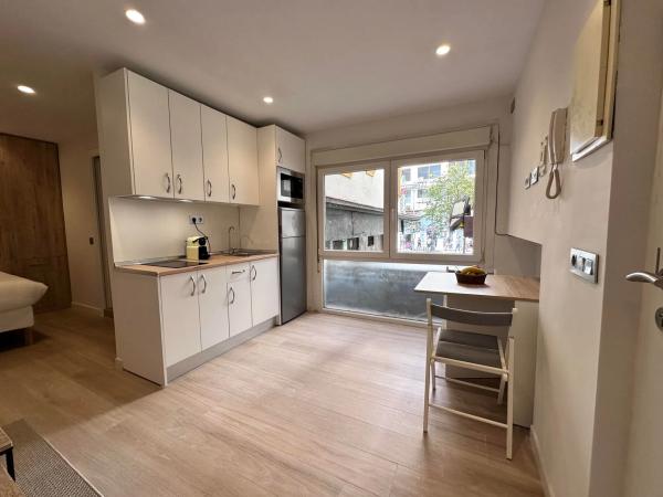 Estudio en Plazuela de San Bernabé, 1