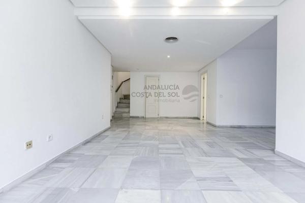 Dúplex en avenida Severo Ochoa, 12