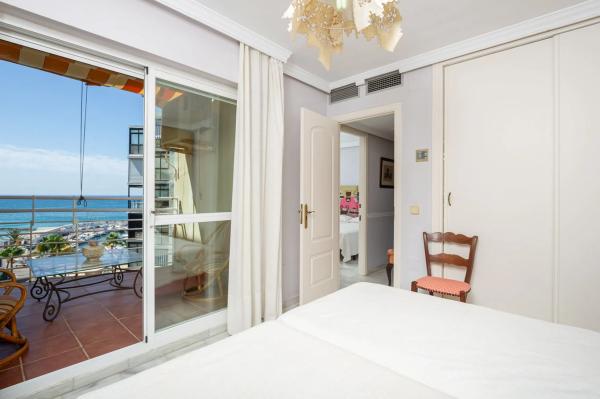 Dúplex en Barrio Playa Bajadilla-Puertos