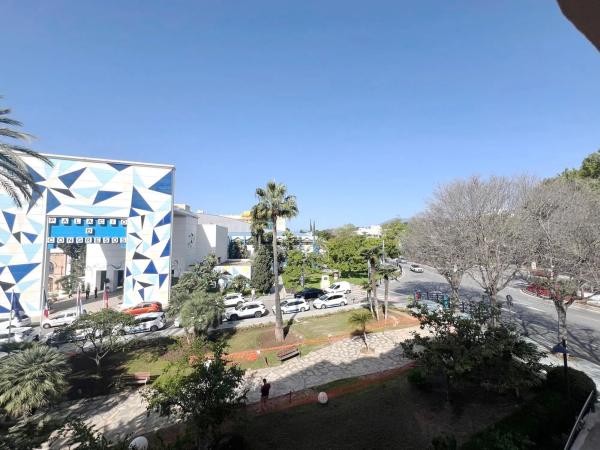 Piso en calle de Ramón Gómez de la Serna, 22