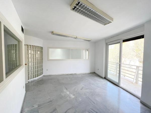 Piso en calle de Ramón Gómez de la Serna, 22