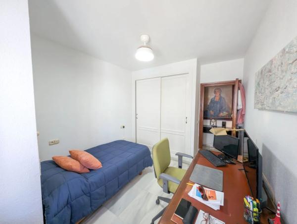 Dúplex en calle Buitrago, 24