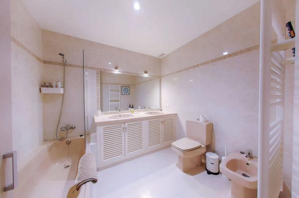 Dúplex en calle Buitrago, 24