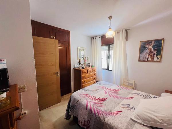 Piso en plaza del Delfín, 5