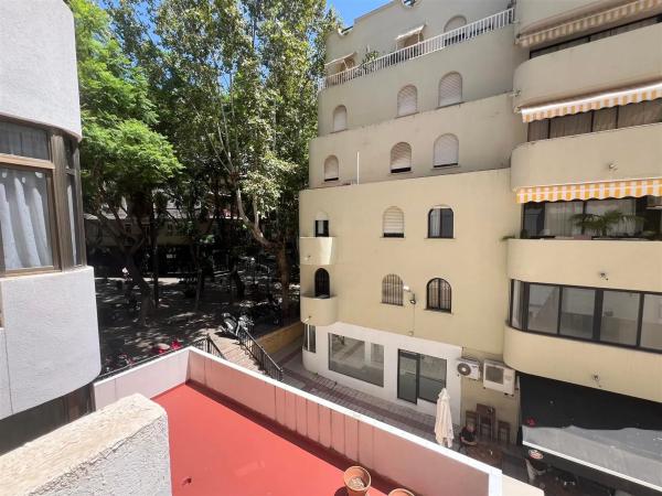 Piso en plaza del Delfín, 5